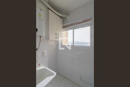 Área de Serviço de apartamento para alugar com 2 quartos, 64m² em Jardim Flor da Montanha, Guarulhos