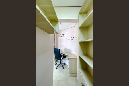 Apartamento para alugar com 78m², 2 quartos e 2 vagasEscritório