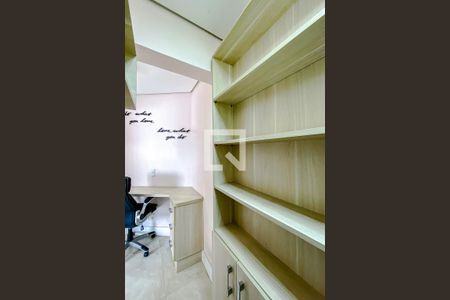 Apartamento para alugar com 78m², 2 quartos e 2 vagasEscritório