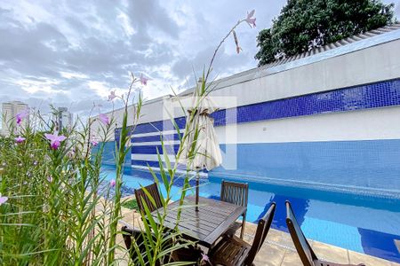 Apartamento para alugar com 78m², 2 quartos e 2 vagasÁrea comum - Piscina