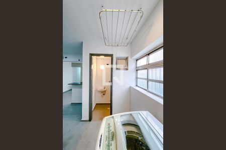 Apartamento à venda com 65m², 2 quartos e 1 vagaÁrea de Serviço