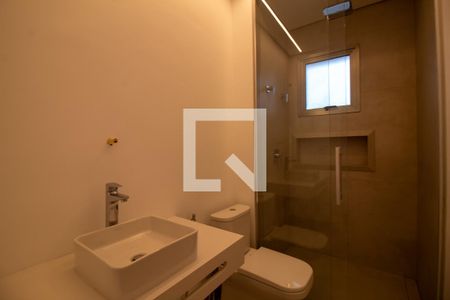 Apartamento à venda com 840m², 5 quartos e 7 vagasBanheiro da Suíte 2
