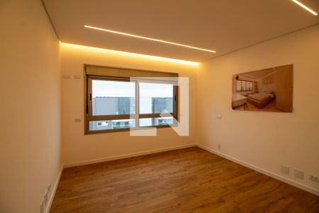 Apartamento à venda com 840m², 5 quartos e 7 vagasSuíte 1