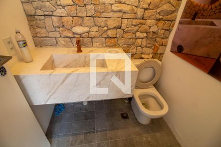 Apartamento à venda com 840m², 5 quartos e 7 vagasBanheiro Da Piscina