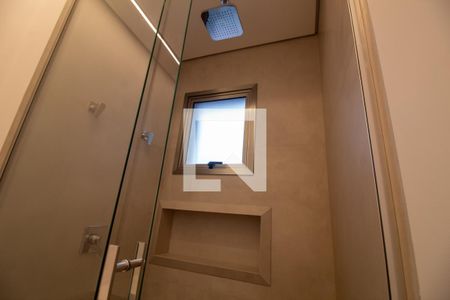 Apartamento à venda com 840m², 5 quartos e 7 vagasBanheiro da Suíte 2