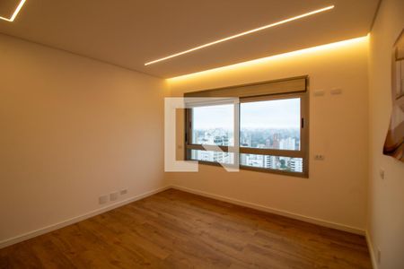Apartamento à venda com 840m², 5 quartos e 7 vagasSuíte 1