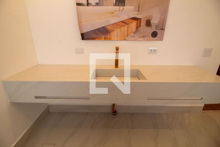 Apartamento à venda com 840m², 5 quartos e 7 vagasBanheiro da Suíte 5 - Senhora