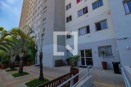 Apartamento à venda com 40m², 2 quartos e sem vagaÁrea comum