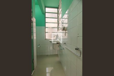 Apartamento à venda com 86m², 2 quartos e sem vagaBanheiro da suíte