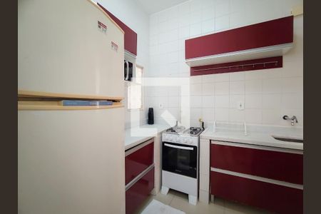 Apartamento à venda com 86m², 2 quartos e sem vagaCozinha