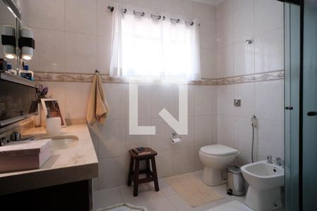 Casa à venda com 150m², 2 quartos e 2 vagas Casa à venda com 150m², 2 quartos e 2 vagasBanheiro