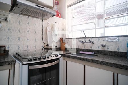 Casa à venda com 150m², 2 quartos e 2 vagas Casa à venda com 150m², 2 quartos e 2 vagasCozinha