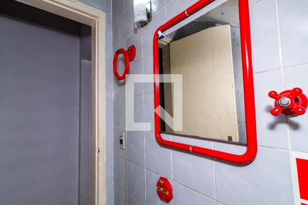 Casa à venda com 180m², 5 quartos e sem vagaLavabo