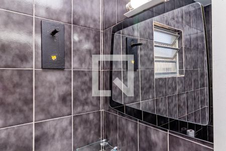 Casa à venda com 180m², 5 quartos e sem vagaBanheiro