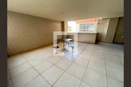 Apartamento para alugar com 71m², 2 quartos e 1 vagaÁrea comum