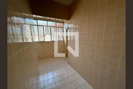 Apartamento para alugar com 71m², 2 quartos e 1 vagaÁrea de Serviço