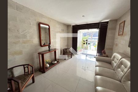 Apartamento para alugar com 71m², 2 quartos e 1 vagaHall de entrada