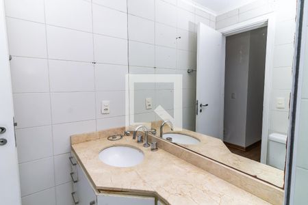 Apartamento à venda com 110m², 3 quartos e 2 vagas Apartamento à venda com 110m², 3 quartos e 2 vagasBanheiro 2
