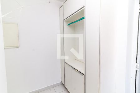 Apartamento à venda com 110m², 3 quartos e 2 vagas Apartamento à venda com 110m², 3 quartos e 2 vagasÁrea de Serviço