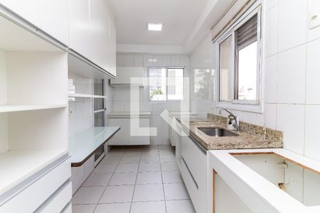 Cozinha de apartamento à venda com 3 quartos, 110m² em Parque Industrial Tomas Edson, São Paulo