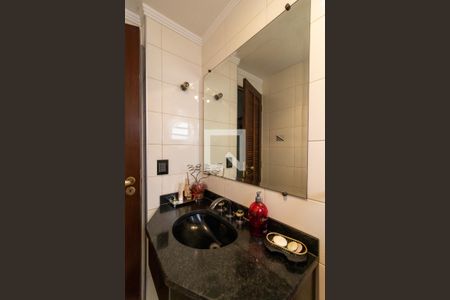 Casa de condomínio para alugar com 362m², 4 quartos e 3 vagas Casa de condomínio para alugar com 362m², 4 quartos e 3 vagasBanheiro