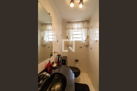 Casa de condomínio para alugar com 362m², 4 quartos e 3 vagas Casa de condomínio para alugar com 362m², 4 quartos e 3 vagasBanheiro