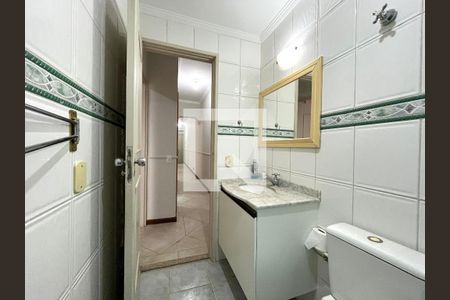 Apartamento à venda com 80m², 2 quartos e 1 vaga Apartamento à venda com 80m², 2 quartos e 1 vagaBanheiro