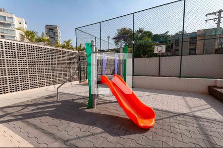 Apartamento à venda com 73m², 2 quartos e 2 vagasÁrea Comum - Playground