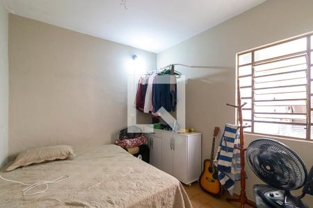 Casa à venda com 350m², 4 quartos e 2 vagasEdícula - Quarto
