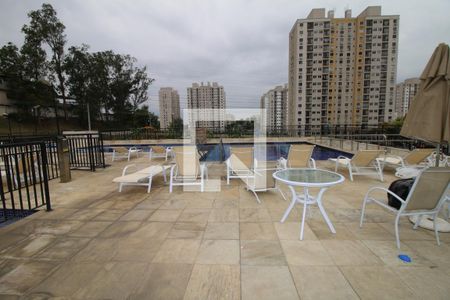 Apartamento para alugar com 44m², 2 quartos e 1 vagaÁrea comum - Piscina