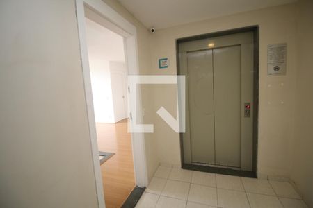 Apartamento para alugar com 44m², 2 quartos e 1 vagaÁrea comum - Elevador