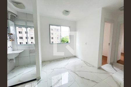 Sala/cozinha de apartamento para alugar com 2 quartos, 36m² em Usina Piratininga, São Paulo
