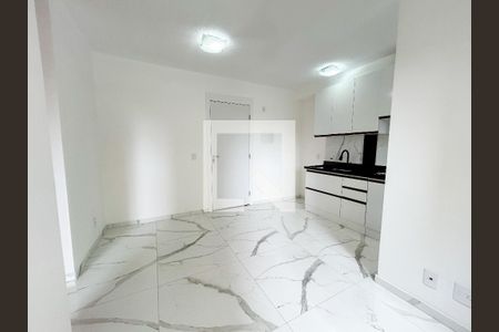 Sala / Cozinha de apartamento para alugar com 2 quartos, 36m² em Usina Piratininga, São Paulo