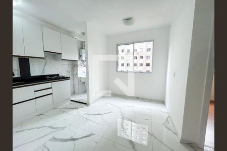 Sala/cozinha de apartamento para alugar com 2 quartos, 36m² em Usina Piratininga, São Paulo