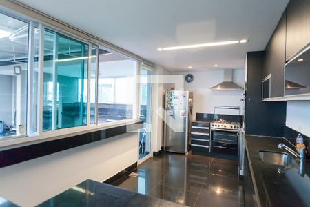 Casa de condomínio à venda com 418m², 4 quartos e 4 vagasCozinha