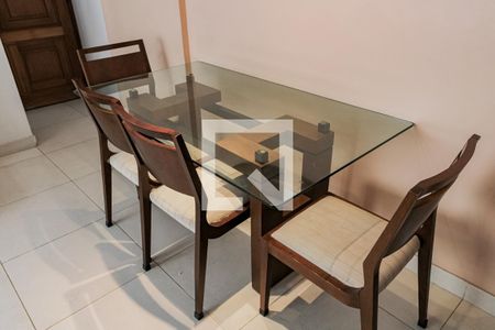 Sala de apartamento para alugar com 2 quartos, 90m² em Botafogo, Rio de Janeiro