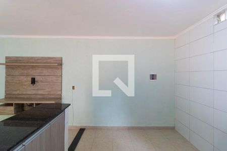 Casa para alugar com 68m², 1 quarto e 2 vagas Casa para alugar com 68m², 1 quarto e 2 vagasCozinha