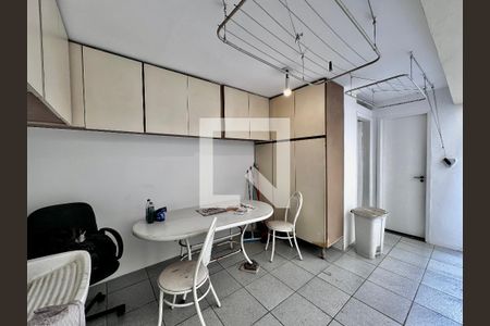 Casa para alugar com 151m², 3 quartos e 2 vagasÁrea de Serviço