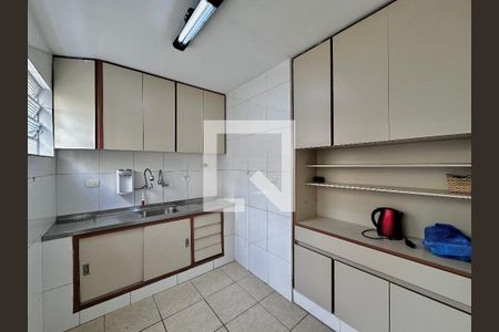 Casa para alugar com 151m², 3 quartos e 2 vagasCozinha