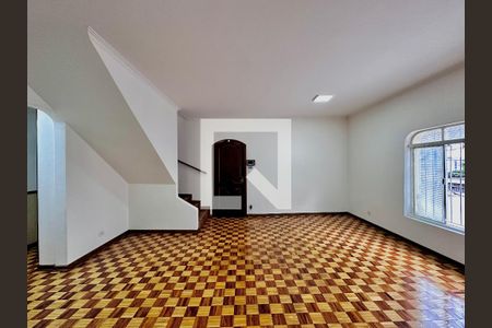 Sala de casa para alugar com 3 quartos, 151m² em Jardim Aeroporto, São Paulo