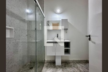 Casa para alugar com 151m², 3 quartos e 2 vagasBanheiro Social