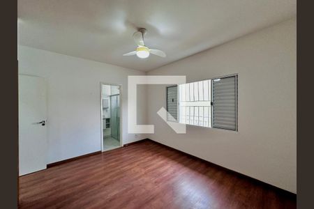 Casa para alugar com 151m², 3 quartos e 2 vagasSuíte 1