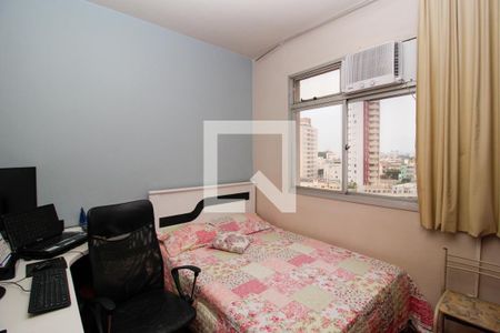 Apartamento à venda com 90m², 3 quartos e 2 vagas Apartamento à venda com 90m², 3 quartos e 2 vagasQuarto 2