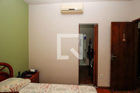 Apartamento à venda com 90m², 3 quartos e 2 vagas Apartamento à venda com 90m², 3 quartos e 2 vagasQuarto 3
