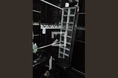 Casa à venda com 200m², 3 quartos e 4 vagasBanheiro Social