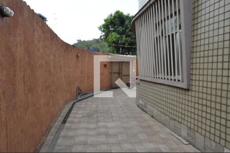 Casa à venda com 200m², 3 quartos e 4 vagasÁrea Externa