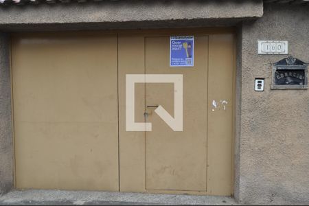 Casa à venda com 200m², 3 quartos e 4 vagasPlaquinha 