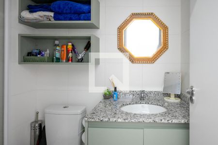 Apartamento para alugar com 55m², 2 quartos e 1 vaga Apartamento para alugar com 55m², 2 quartos e 1 vagaBanheiro