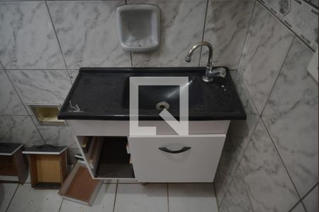 Casa para alugar com 80m², 2 quartos e sem vagaBanheiro