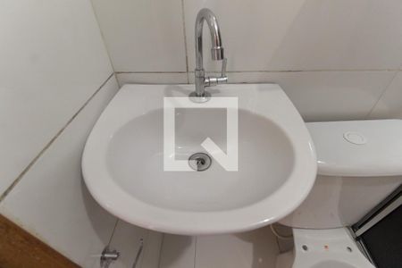 Casa de condomínio à venda com 80m², 2 quartos e 2 vagas Casa de condomínio à venda com 80m², 2 quartos e 2 vagasBanheiro